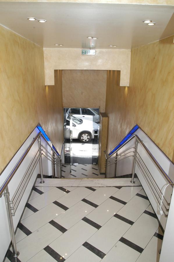 Lozanni Hostel เอเธนส์ ภายนอก รูปภาพ